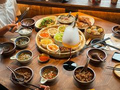 -包整·丝娃娃(一览甲秀楼风景店)