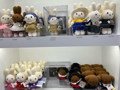 -Gentle Monster(Galleria百货狎鸥亭店)