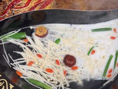 -临江门重庆老火锅(德新里店)