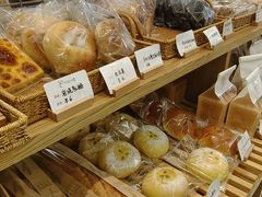 -提亚烘焙·手作面包·生日蛋糕(七星店)