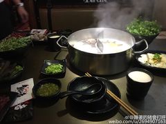 -左庭右院鲜牛肉火锅(新梅广场店)