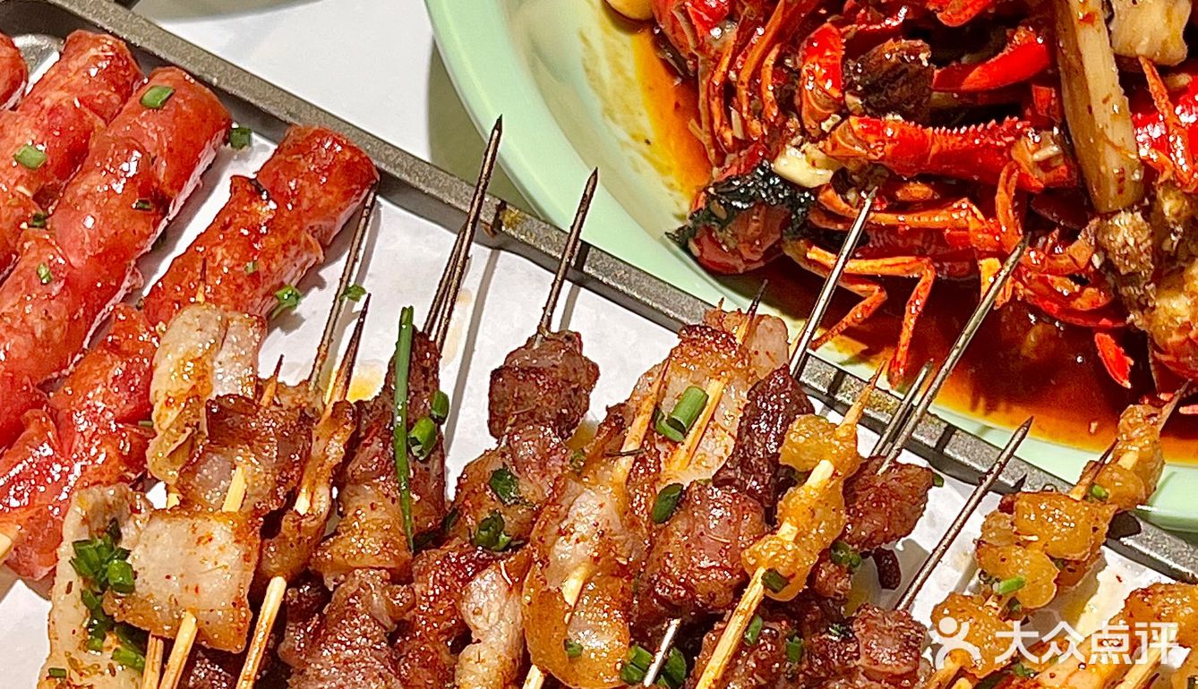 不愧是不到饭点就排队的老牌夜宵店！！