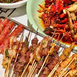 不愧是不到饭点就排队的老牌夜宵店！！