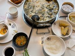 -德林酸菜鱼火锅(南丹店)