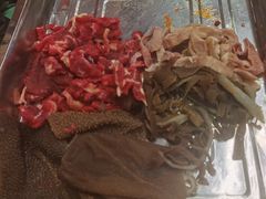 -金鼎雪山牦牛杂火锅(理县总店)