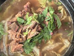 -闫家驴肉老店(华电一校店)