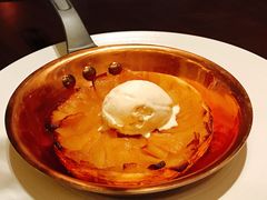 苹果酥-恰餐厅及酒吧 CHAR Bar & Grill (北京丽都皇冠假日店)