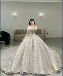 -LOVE SHINE婚纱·红鼎庄龙凤褂·妈妈装定制
