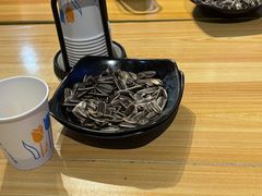 -华府九号海鲜烧烤大排档(龙域店)