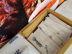 -亮健容天生蚝烧烤自助(交道口直营店)