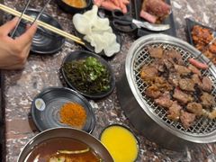 -啊美丽炭火烤肉(滑翔一店)