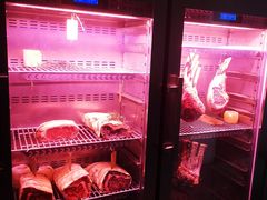 牛肉熟成柜-斯普汇生蚝牛排馆(中骏世界城店)