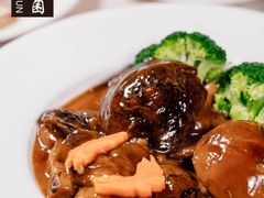 -匠心牛公馆·潮汕牛肉海鲜火锅(索菲特店)