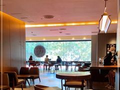 大堂-星巴克臻选(广州好世界广场店)