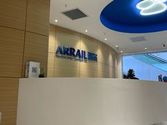 -瑞尔齿科(上海长风大悦城店)