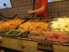 -八一路好吃街(雨田商务大厦店)