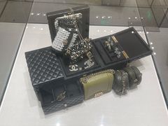 -CHANEL(ifs国际金融店)