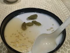 哈萨克酸奶-巴扎美食·新疆菜·西域歌舞表演餐厅(新疆大厦店)