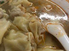 -胖子馄饨坊(天目大厦东南)