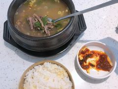 特色牛肉汤-延小二烤串店(银泰店)