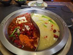 -沸炉重庆老火锅(军事博物馆店)