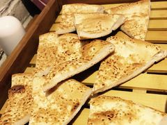 馕饼-老佛爷炭火蛙锅直营(清滨路总店)