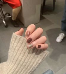 -H12 STAR日式美甲美睫专门店