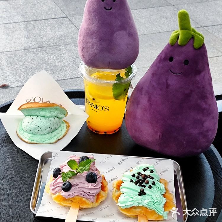 在魔都和小茄总一起吃下午茶甜品