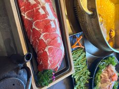 -湊湊火锅·茶憩(杭州湖滨银泰in77店)