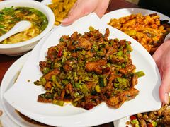 -恩宏德餐馆(平山道店)