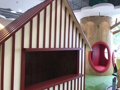 -乐融婴幼儿成长中心(四季青校区)