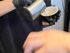 -Roast8ry Coffee Lab