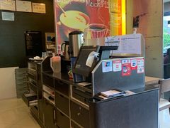 -必胜客(机场路店)