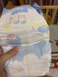 -爱婴室(上海嘉定罗宾森广场店)