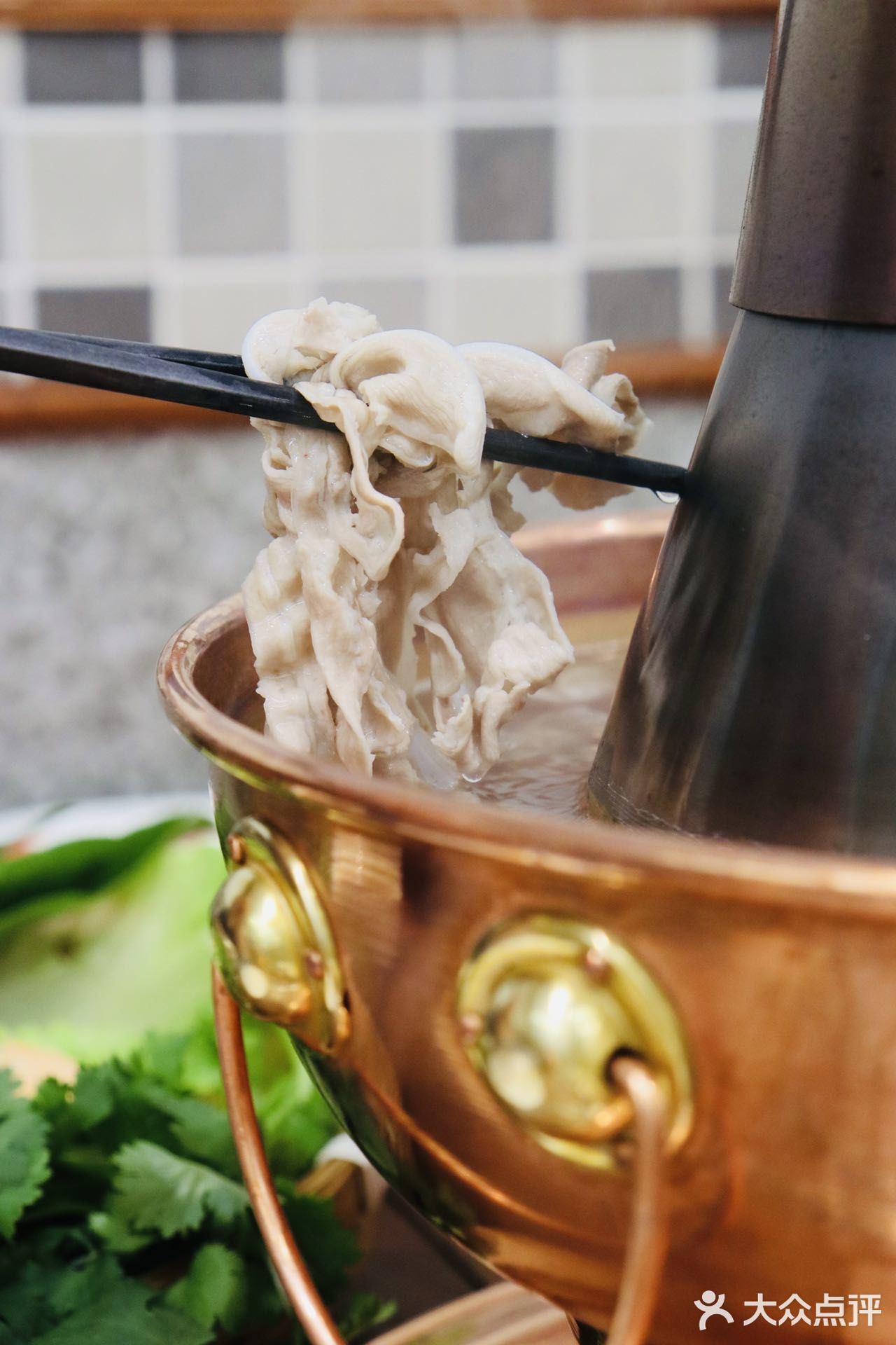 吃老北京铜锅涮肉就来天鸿涮肉！