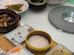 -沪华海鲜大酒楼(南汇店)