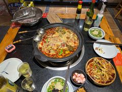 贡椒泡菜锅-小饕荟雅安贡椒鱼鲜馆(广福桥店)
