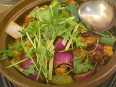 -胡须佬鸡煲四季火锅店(石厦西村直营店)