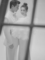 -至臻微拉婚纱摄影