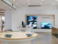 -华为授权体验店(中山公园来福士)