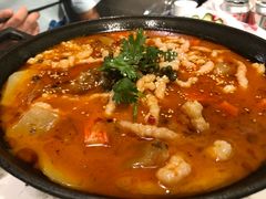 自制泡菜虾滑汤锅-付掌柜在成都·热炒砂锅集(金禾店)