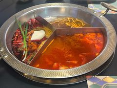 -廖掌柜·重庆鲜货火锅(上海首店)
