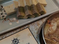 -福娣·金沙银贝海鲜火锅