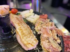 黑胡椒鸡腿肉-豚豚家돈돈가韩国锅盖烤肉(新北万达店)
