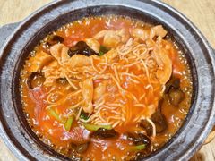 -极有家小鱼小鸡石锅煲(佳兆业店)