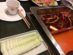 -百年川椒重庆老火锅(光谷店)