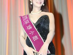 -金东尼人妖秀