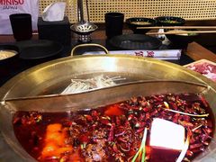 -沸炉重庆老火锅(军事博物馆店)