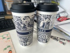 -霸王茶姬(上海静安大悦城店)