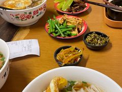 -矮子粉店1985·长沙米粉(湘春路店)